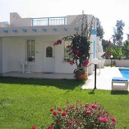 Philippos Paphos Villas - Villa 3 Buitenkant foto