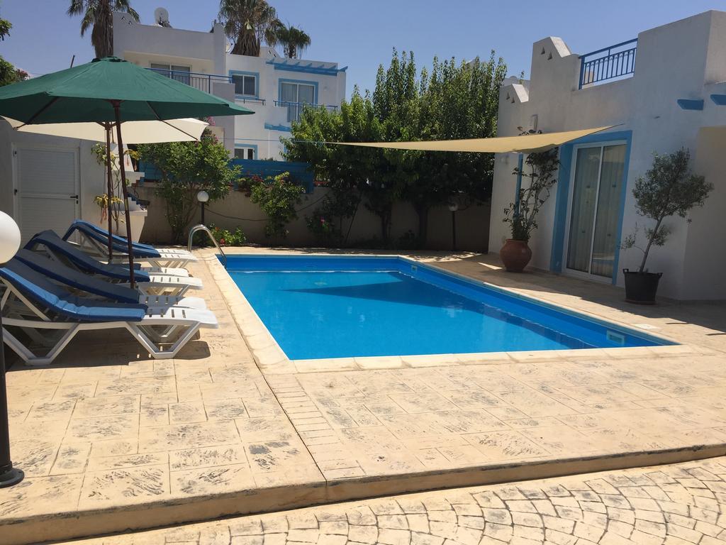 Philippos Paphos Villas - Villa 3 Buitenkant foto
