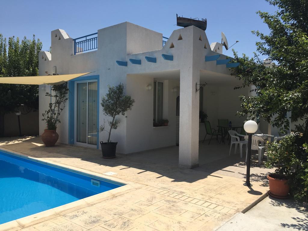 Philippos Paphos Villas - Villa 3 Buitenkant foto